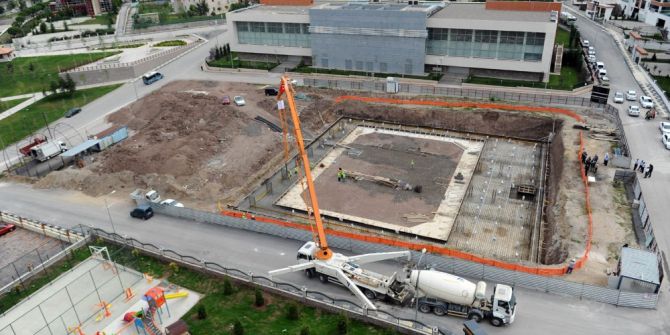 Altındağ’a “Buz Pateni Sarayı” Yapılıyor