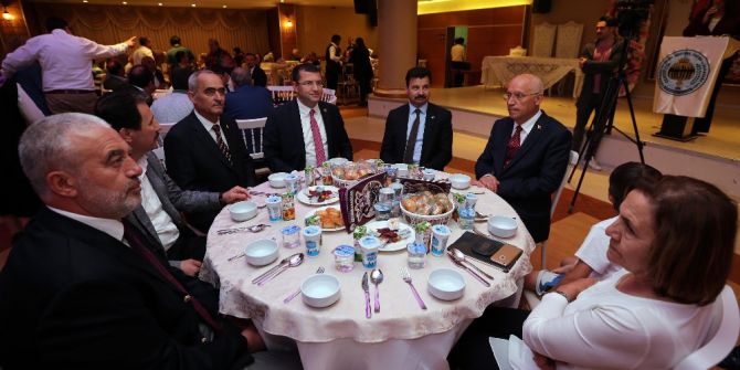 Ankara’da Yaşayan Afyonlular Yenimahalle’de İftar Yaptı