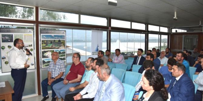 Başkan Üzülmez, Kartepeli Turizmcileri Ağırladı