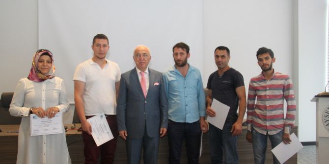 Kto’da Uygulamalı Girişimcilik Eğitimine Katılan Kursiyerler Sertifikalarını Aldı