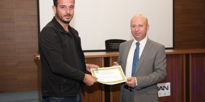 Çolakbayrakdar, " Eğitimler Sayesinde Şehre Daha İyi Hizmet Sunuyoruz"