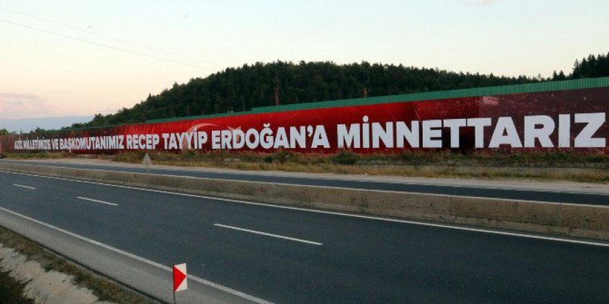 Bolu Belediyesi’nden 230 Metrelik Dev Pankart