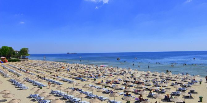 Temizlik Ve Cankurtaran Ekipleri 38 Plajda Hizmette