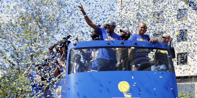 Golden State Warriors, Şampiyonluğu 1 Milyon Taraftarla Kutladı
