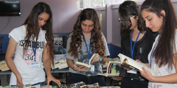 Burhaniyeli Öğrenciler 3 Bin Kitabı Okuyucu İle Buluşturdu