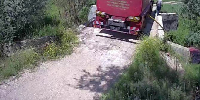 Zabıtalar Dereye Kan Döken Kişiyi Dedektif Gibi Çalışıp Buldu