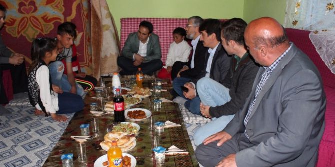 Kaymakam Dündar Minik Kardeşlerle İftar Açtı