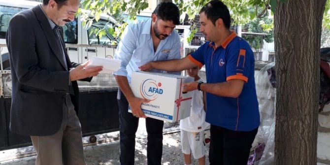 Denizli Afad’dan Suriyelilere Gıda Yardımı