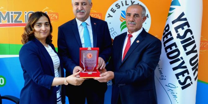 Gazi Ve Şehit Aileleri Derneğinden Başkan Polat’a Teşekkür Plaketi