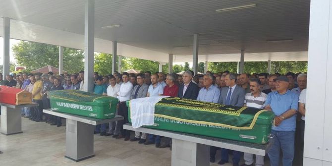 Kansere Yenik Düşen Muhtar Hayatını Kaybetti