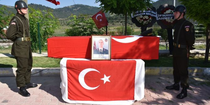 Astsubay Çelik Son Yolculuğuna Uğurlandı