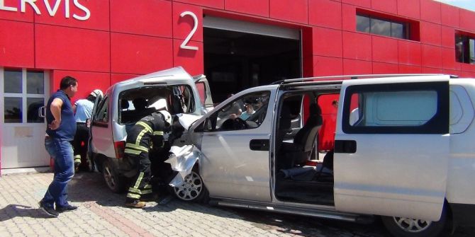 Feci Kaza Kameralara Yansıdı