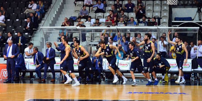 Fenerbahçe Kupasını Aldı