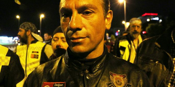 Motorculardan E-5’te Konvoylu Eylem