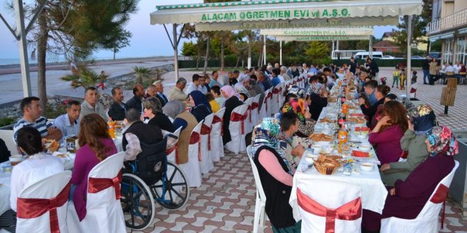 Alaçam Kaymakamlığından Gazilere Ve Şehit Ailelerine İftar