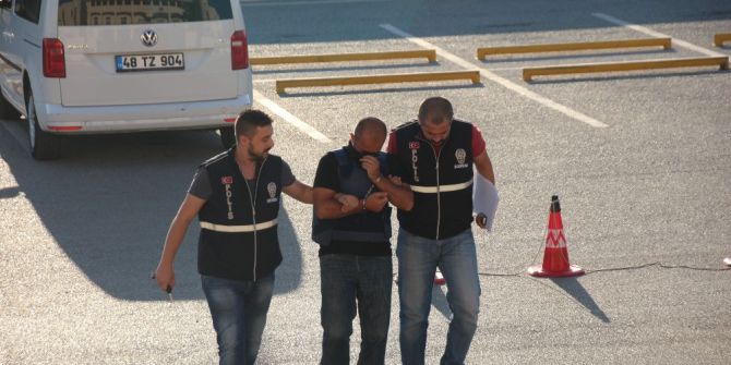 Polis Ekiplerinden Film Gibi Operasyon