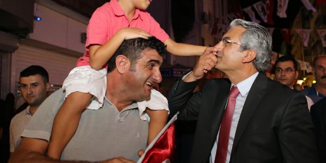 Karşıyakalı Babalar Artık Daha Bilinçli