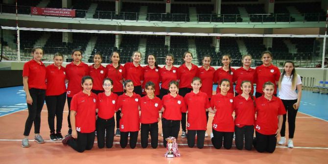 Filenin Sultanları İlk Turnuvasında Dereceye Girdi