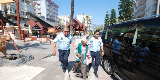 Kumluca’da Zabıtadan Dilenci Operasyonu