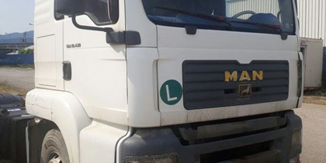 Arızalı Tırı Çekiciyle Çaldılar