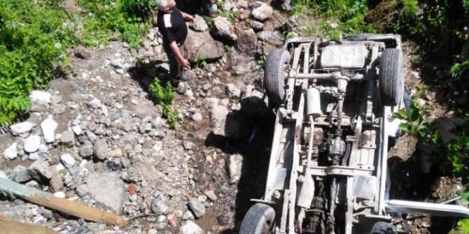 Giresun’da Trafik Kazası: 1 Ölü, 1 Yaralı