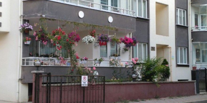 En Güzel Çiçekli Balkonlar Seçildi