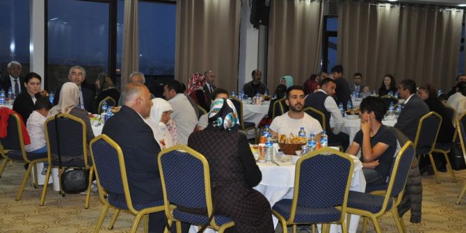 Başkan Murtaza Karaçanta, Şehit Ve Gazi Aileleriyle İftarda Buluştu