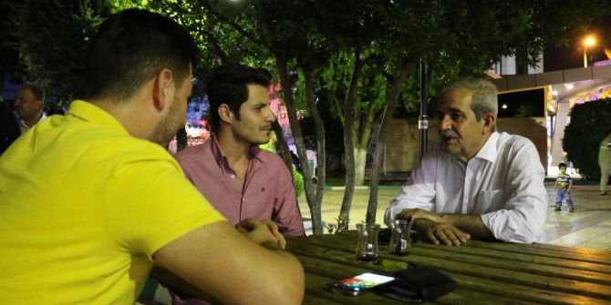 Demirkol, Sahuru Bekleyen Vatandaşlarla Bir Araya Geldi