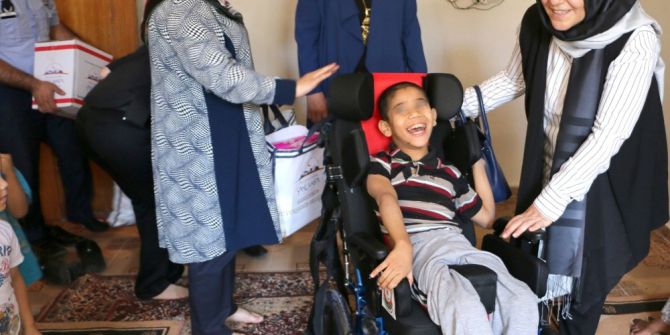 Büyükşehir ‘Den Gıda Ve Giyim Yardımı