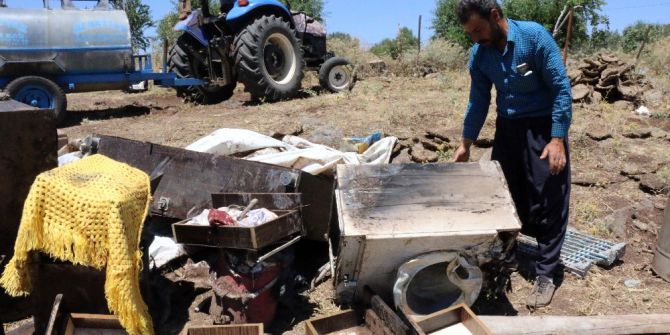 Evi Yanan 6 Kişilik Aileye Belediye Sahip Çıktı