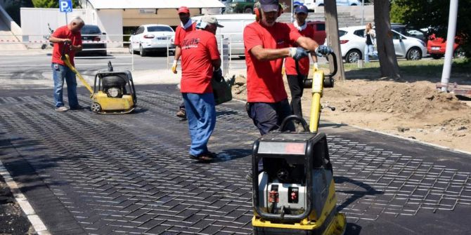 Sebastian Sahil Bandına Renkli Asfalt