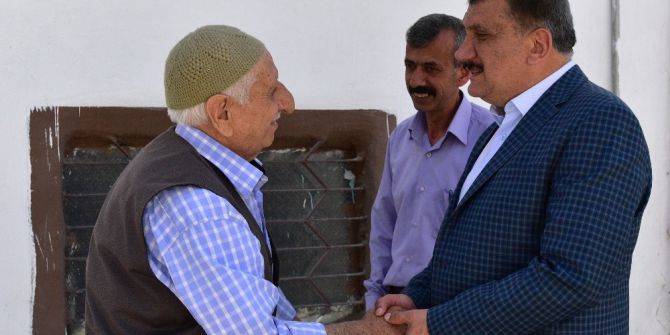 Belediye Başkanı Gürkan Babalar Gününü Kutladı