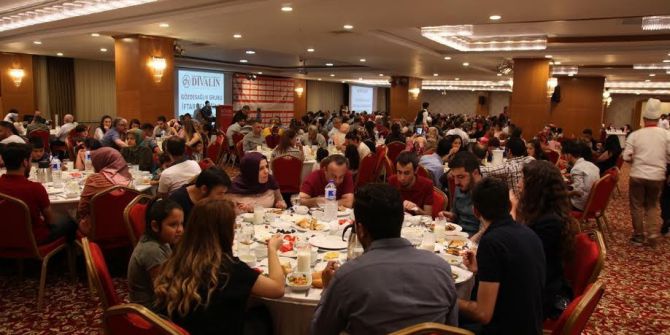 Gözde Sağlık Grubu Çalışanlarına İftar Verdi