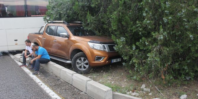 Sürücüler Kazaya Bakarken 5 Araç Birbirine Girdi