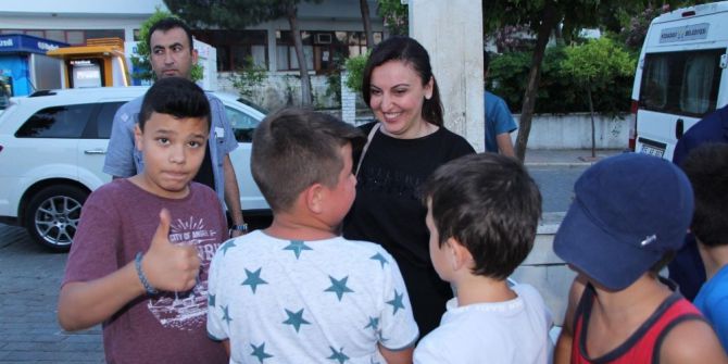 Kuşadası Belediyesi’nden Davutlar’da İftar Yemeği