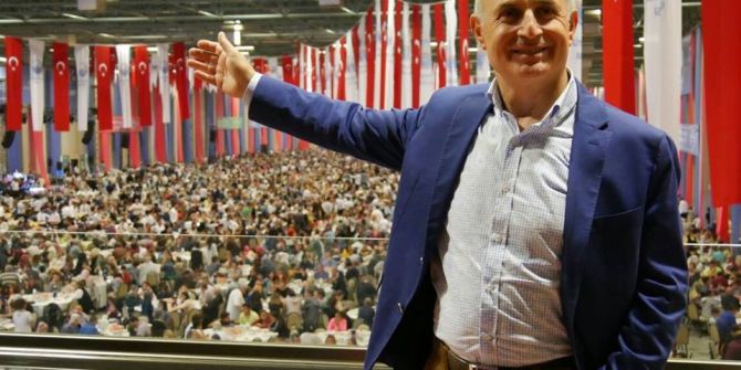 Türkiye’nin En Kalabalık Kapalı Alan İftarı Büyükçekmece’de Yapıldı