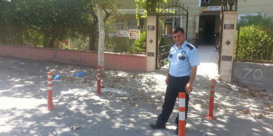 Engelli Vatandaşın İmdadına Zabıtalar Yetişti