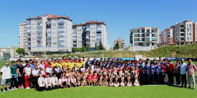Atakum Belediyespor’dan 1 Yılda 103 Madalya