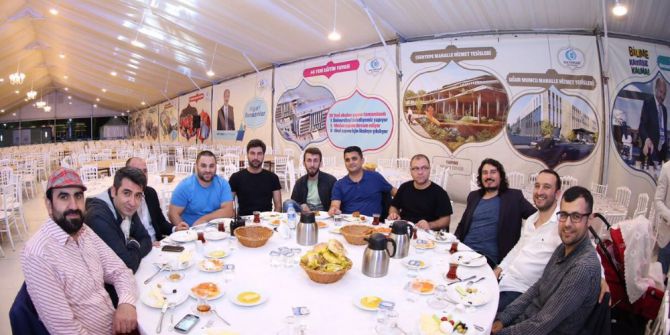 Basın Mensupları Sahurda Bir Araya Geldi