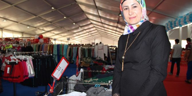 Sancaktepe’de Büyük İndirim Çadırı Açıldı