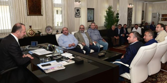 Mahalle Sakinlerinden Akgül’e Teşekkür Ziyareti