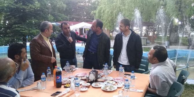 Tmmob Üyeleri İftar Yemeğinde Buluştu