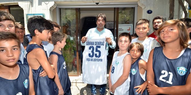 Basketbolculardan Başkan Demirağ’a Babalar Günü Ziyareti