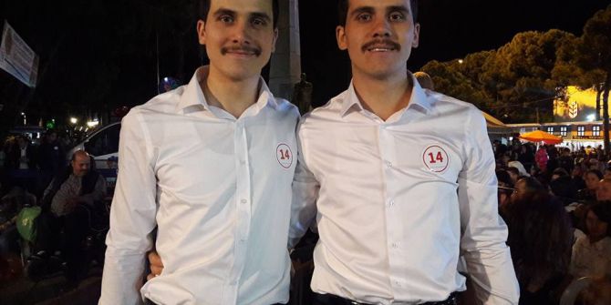 En Benzer İkizler Yarıştı