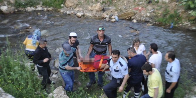 Madde Bağımlısı Gencin Derede Ölüm Kalım Savaşı