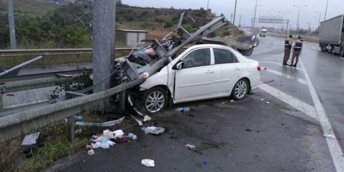 Sakarya’da Feci Kaza: 1 Ölü, 4 Yaralı