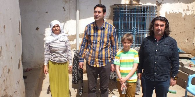 Kaymakamdan Evi Yakılan Aileye Yardım