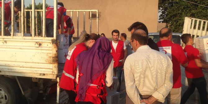 Türk Kızılayı Batman’da 500 Aileye Gıda Kolisi Dağıttı