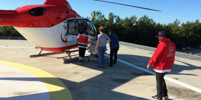 Ambulans Helikopterler 26 Günlük Bebek İçin Havalandı