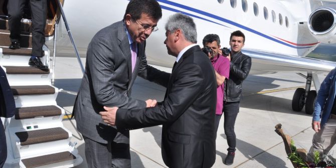 Ekonomi Bakanı Zeybekci Kars’ta